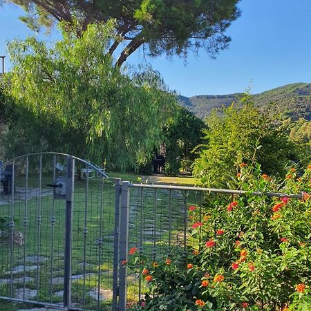 Appartamenti Casa Santi Портоферайо Екстериор снимка