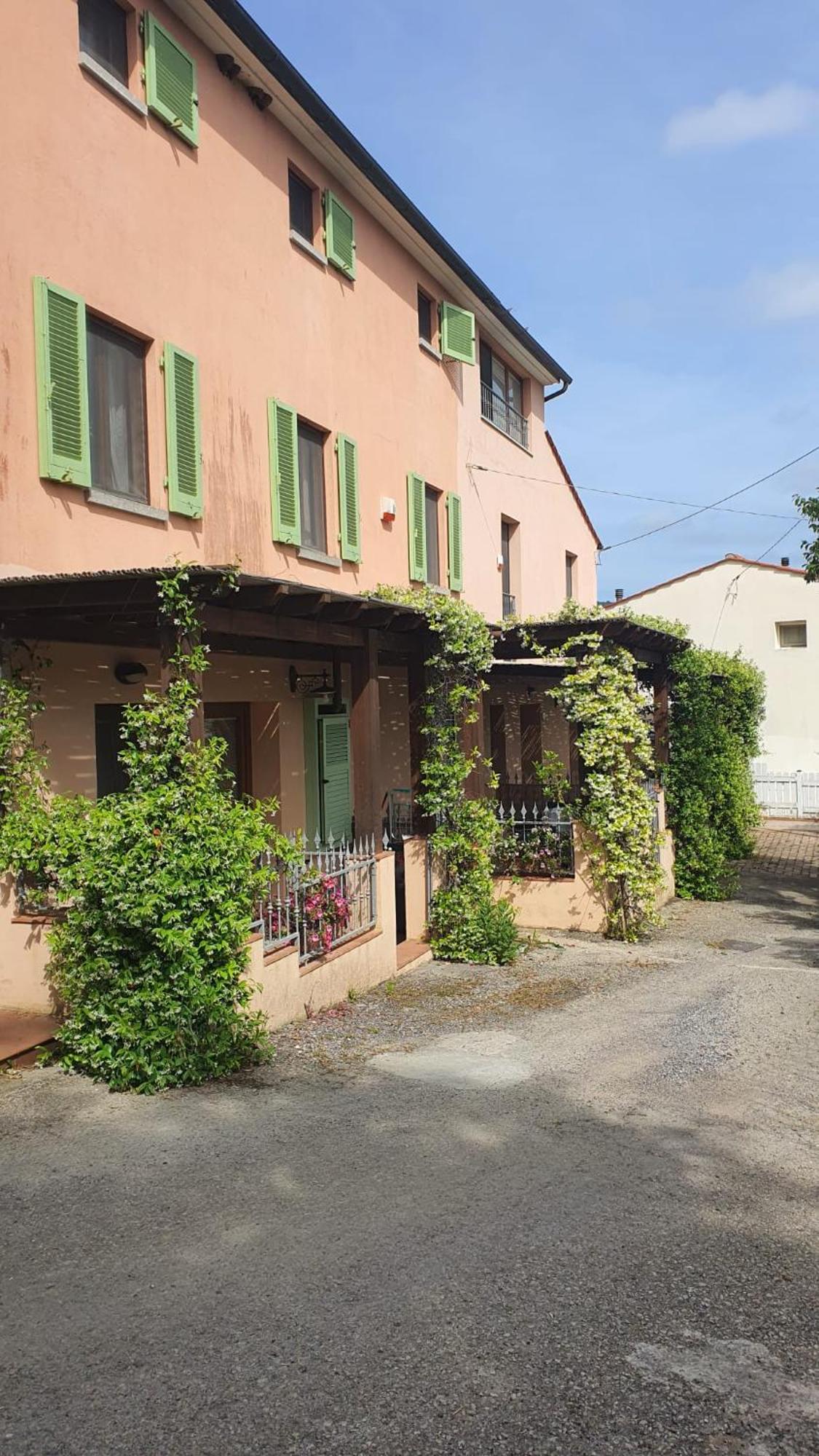 Appartamenti Casa Santi Портоферайо Екстериор снимка