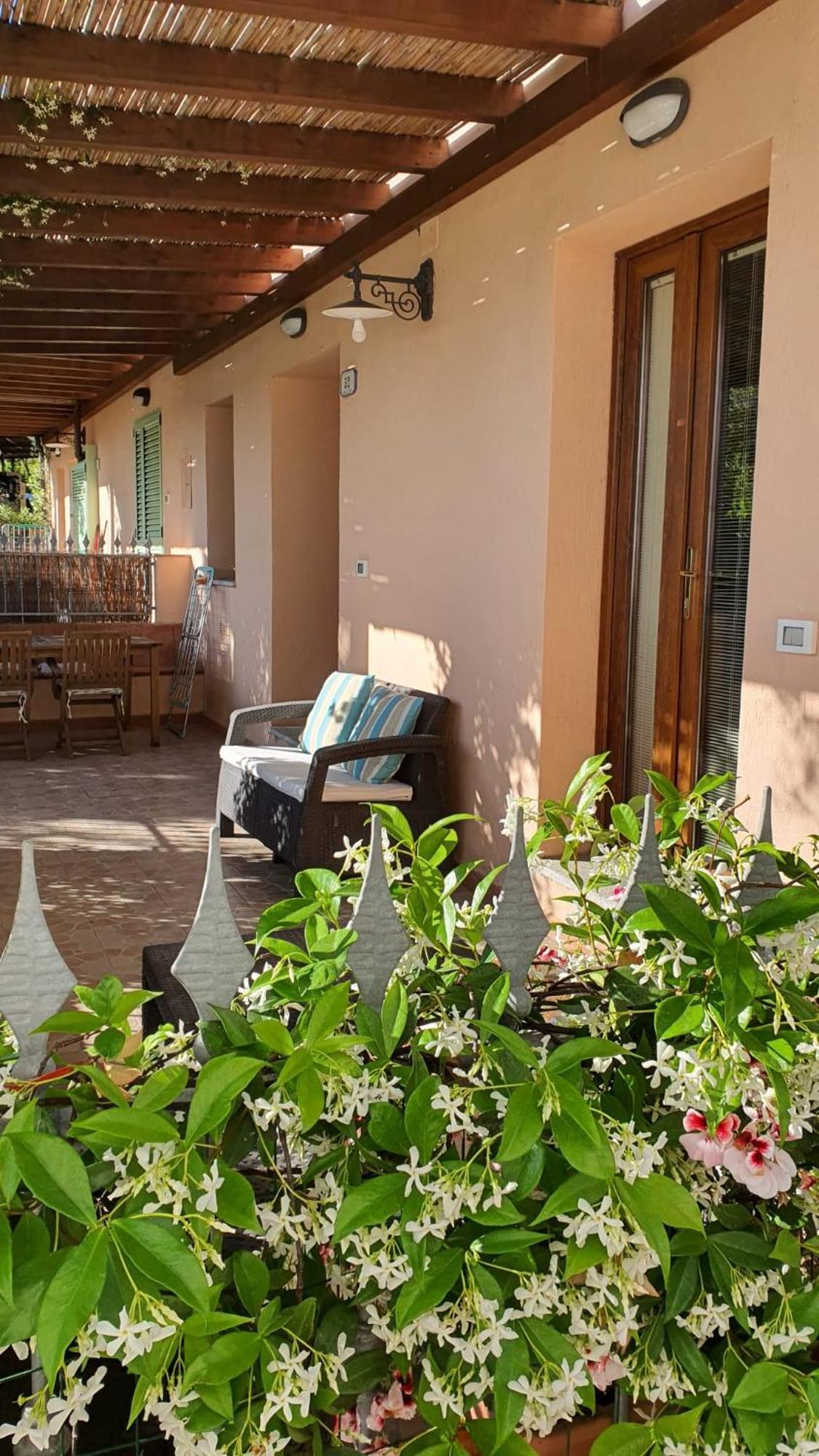 Appartamenti Casa Santi Портоферайо Екстериор снимка