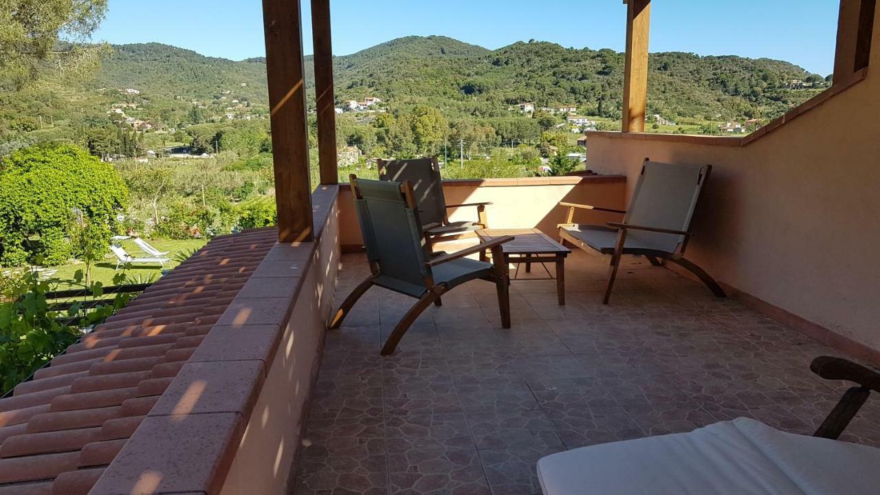 Appartamenti Casa Santi Портоферайо Екстериор снимка